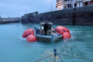 Inflatable Bags supporting Buoyancy